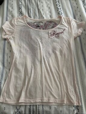 Royal Underground Light Pink Embroidered 'Royal' Scoop Neck Tee & wing design